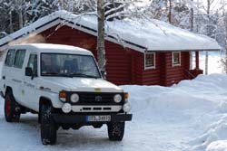 Winterabenteuer, Nordeuropa, Finnland, Finnisch Lappland: Typische Blockhtte Finnlands